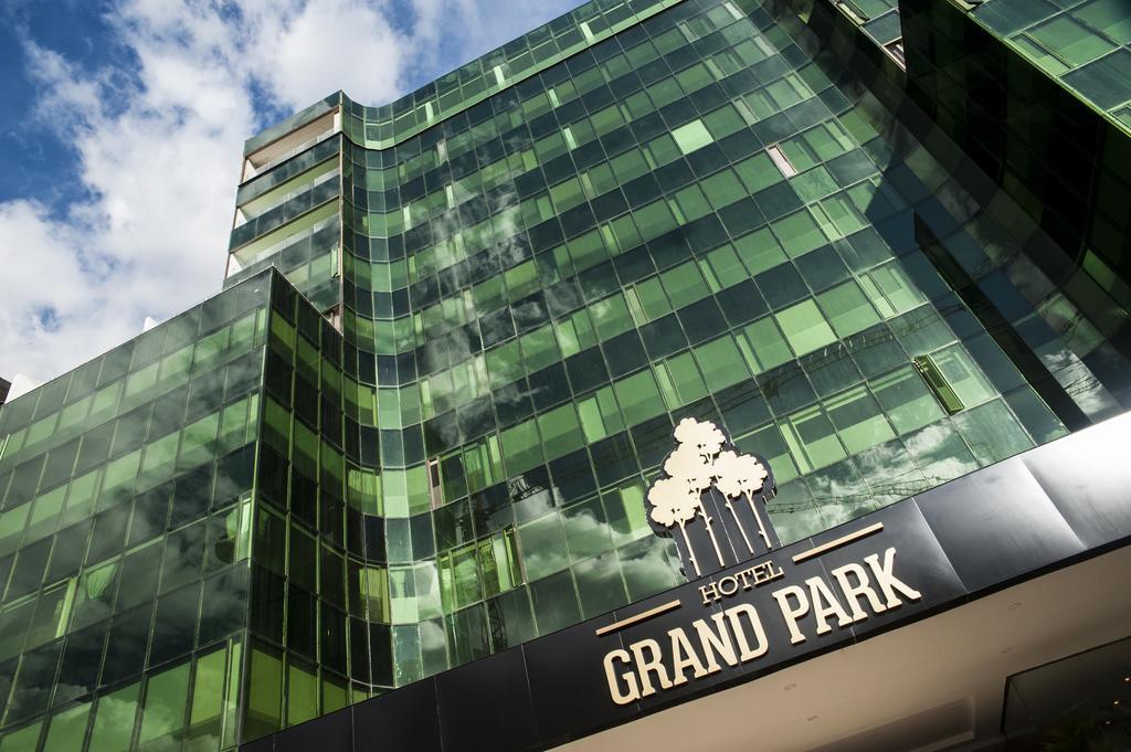 Hotel Grand Park โบโกตา ภายนอก รูปภาพ