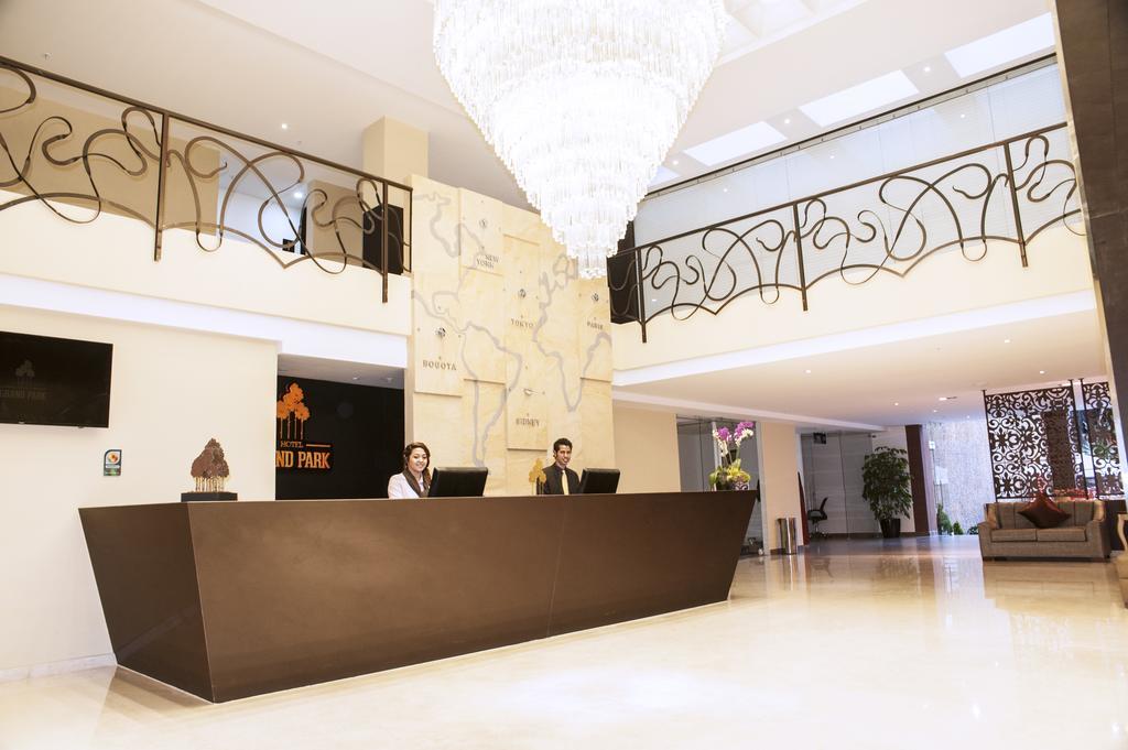 Hotel Grand Park โบโกตา ภายนอก รูปภาพ
